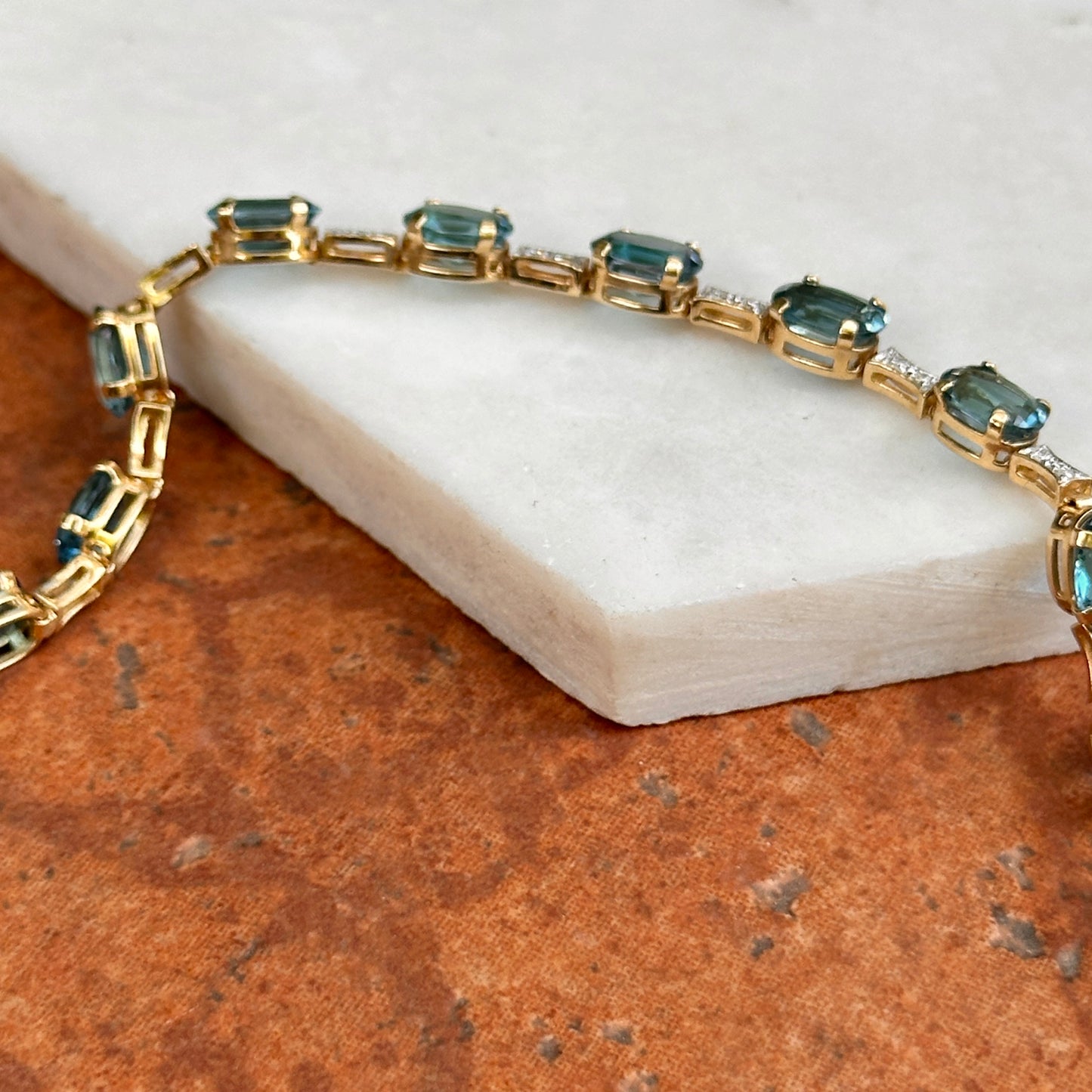 Estate 14KT Yellow Gold Round Diamond + Oval Blue Topaz Link Tennis Bracelet