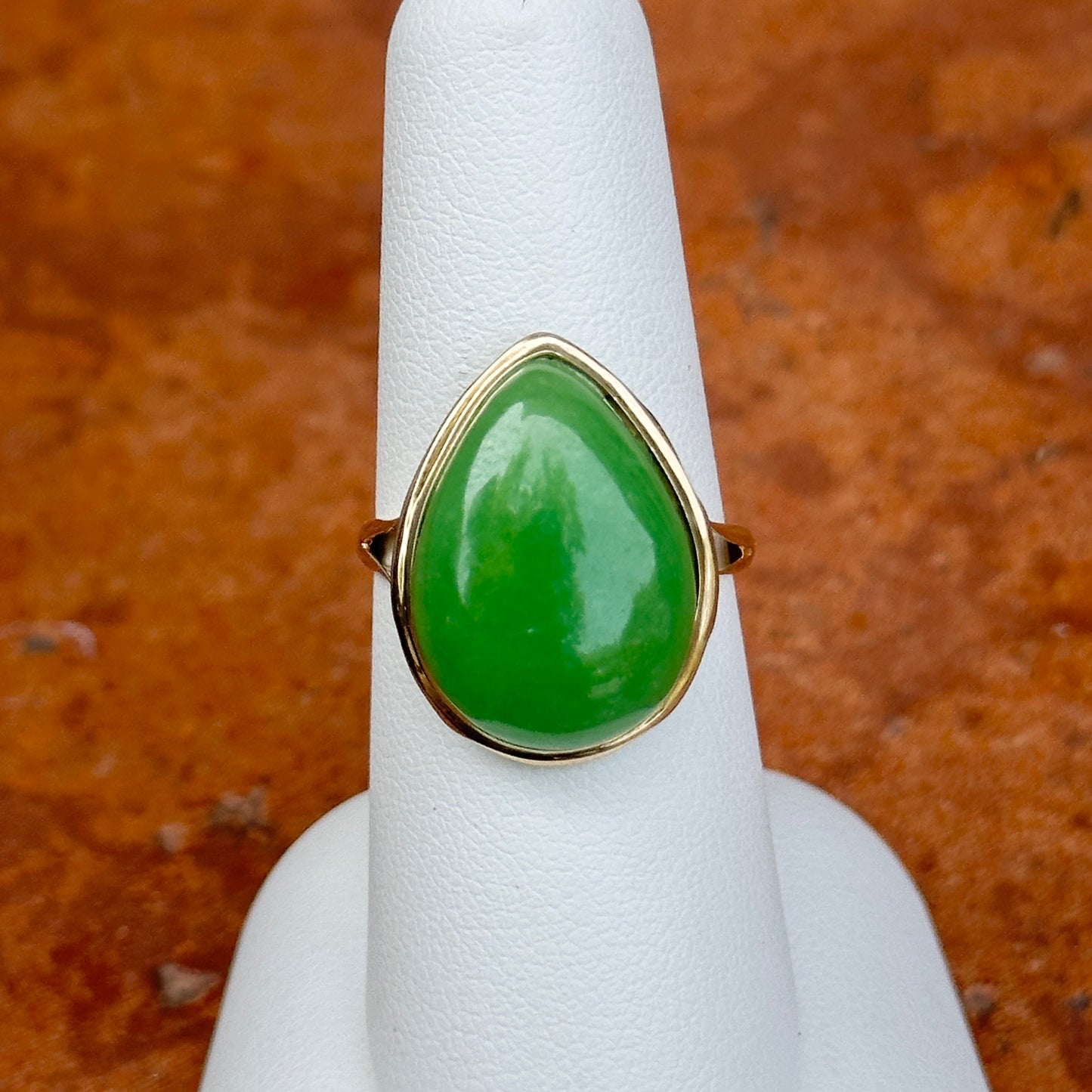 Estate 14KT Yellow Gold Bezel Pear Jade Ring