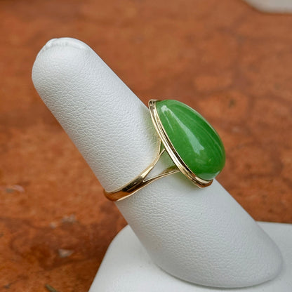 Estate 14KT Yellow Gold Bezel Pear Jade Ring