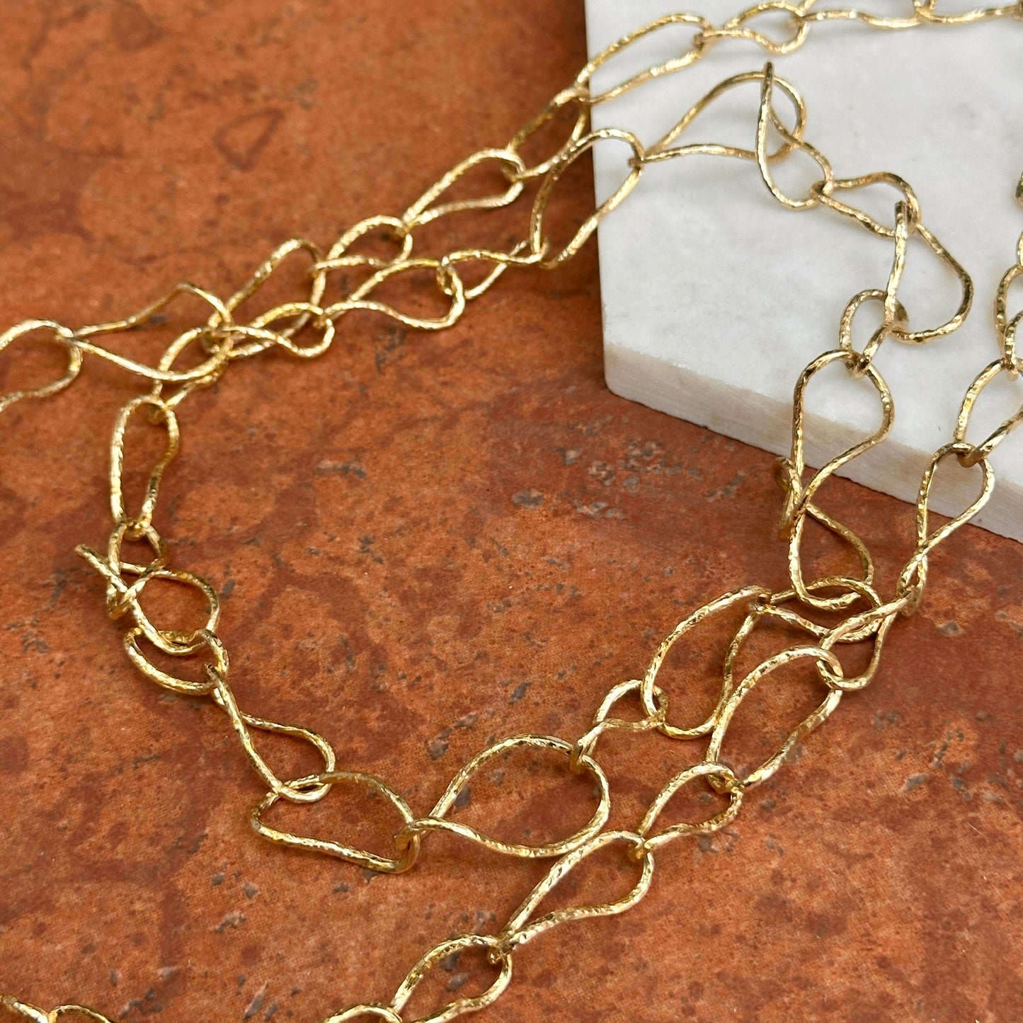 Estate 14KT Yellow Gold Oval Twisted Links Toggle Necklace 34"