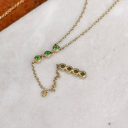 Estate 14KT Yellow Gold Bezel Emerald Lariat Necklace