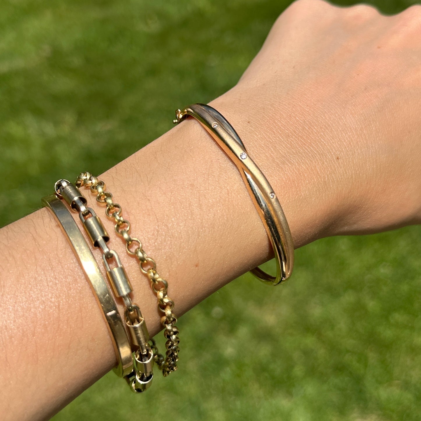 Estate 14KT Yellow Gold Gypsy Diamond Matte & Shiny Bangle Bracelet