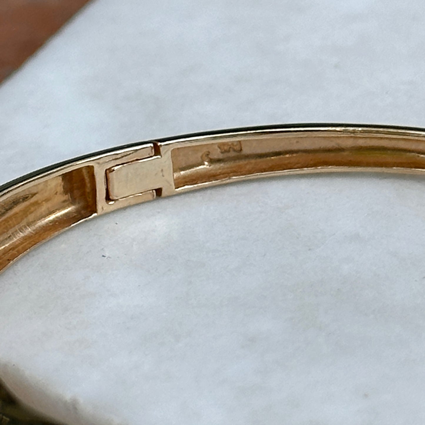 Estate 14KT Yellow Gold Gypsy Diamond Matte & Shiny Bangle Bracelet