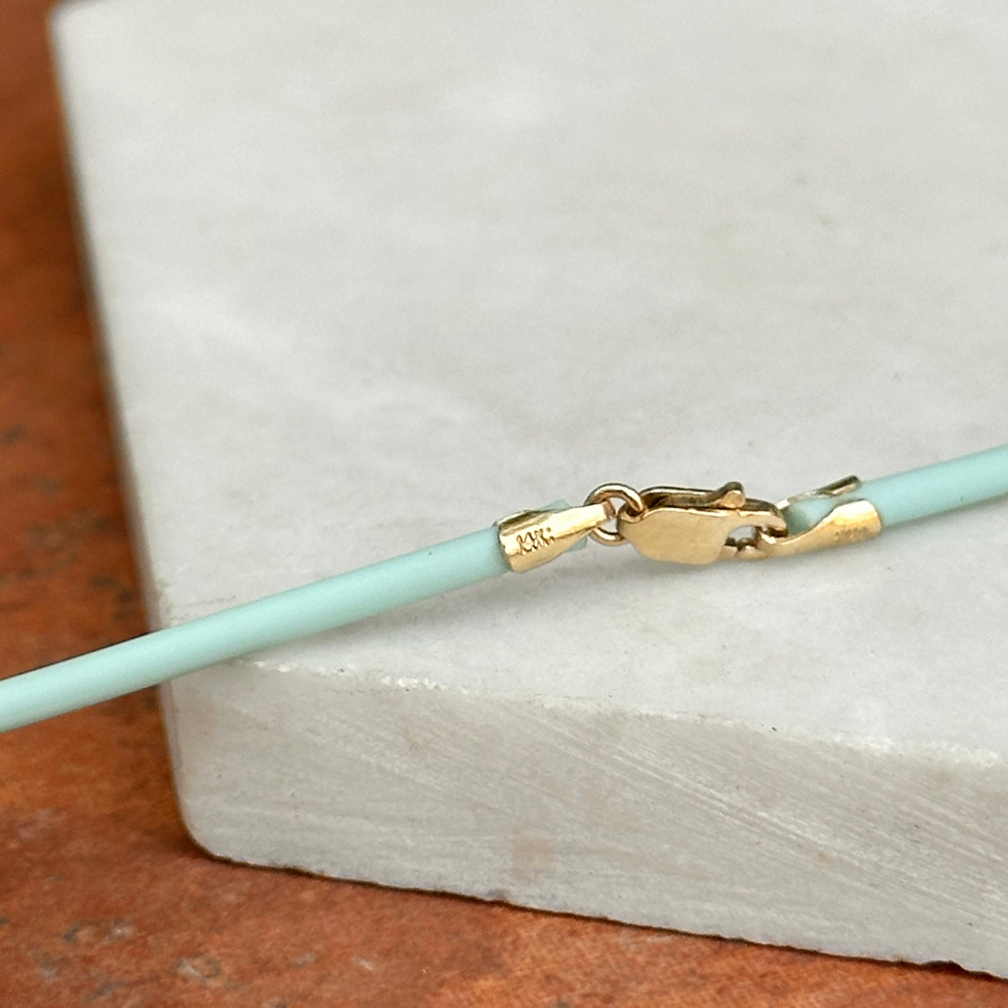 Estate 14KT Yellow Gold 2mm Turquoise Blue Rubber Necklace 16"