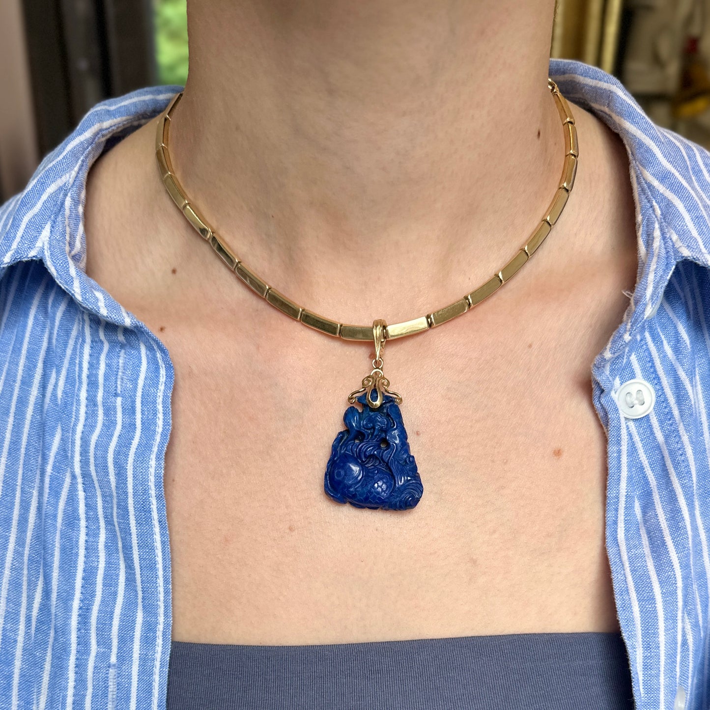 Estate 14KT Yellow Gold Carved Blue Lapis Fish Pendant Enhancer