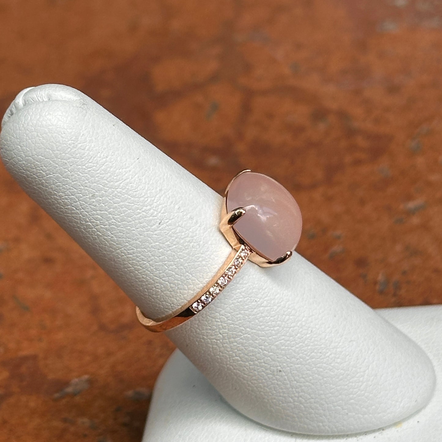 Estate 14KT Yellow Gold Cabochon Rose Quartz + Diamond Accent Ring