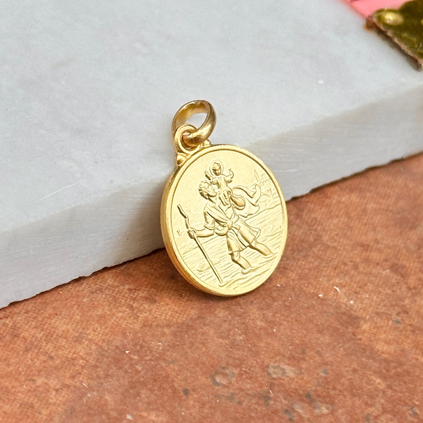 14KT Yellow Gold Matte St Christopher Round Medal Pendant 14mm