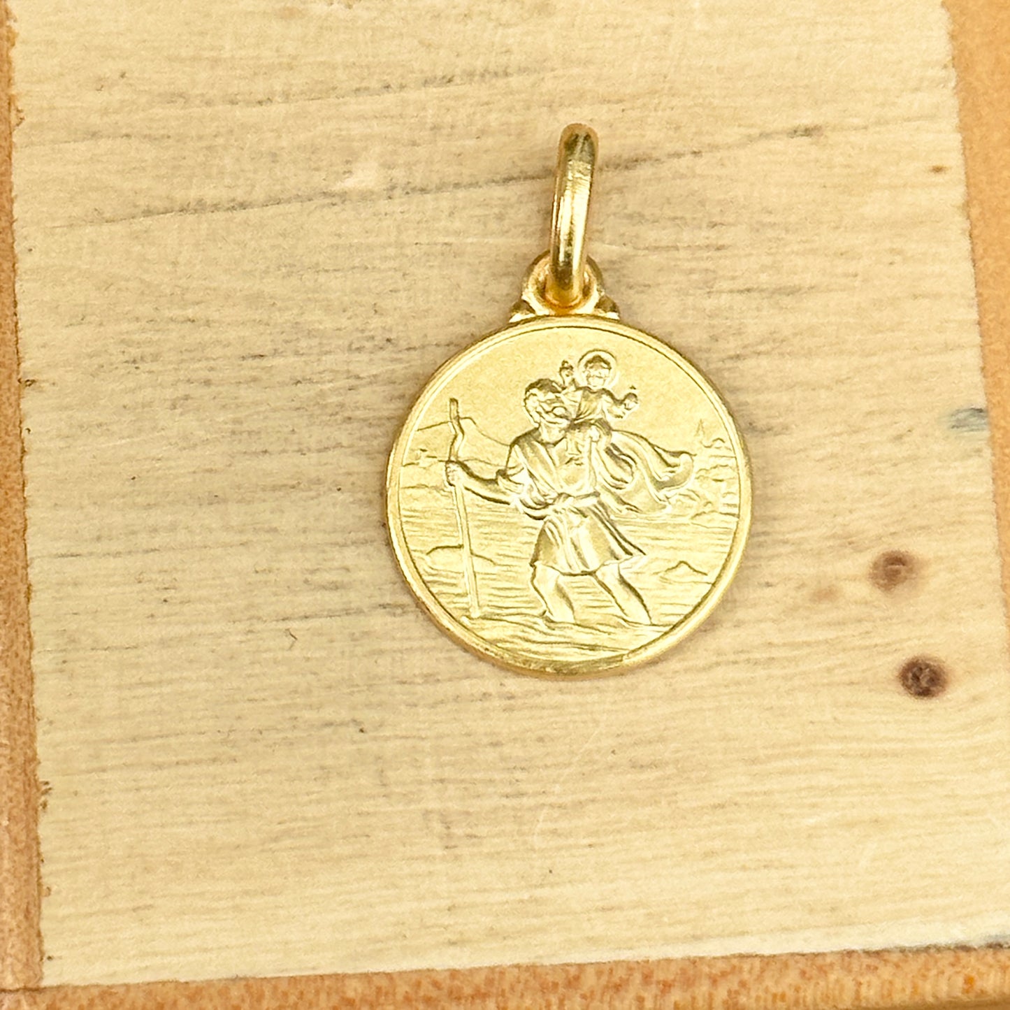 14KT Yellow Gold Matte St Christopher Round Medal Pendant 14mm