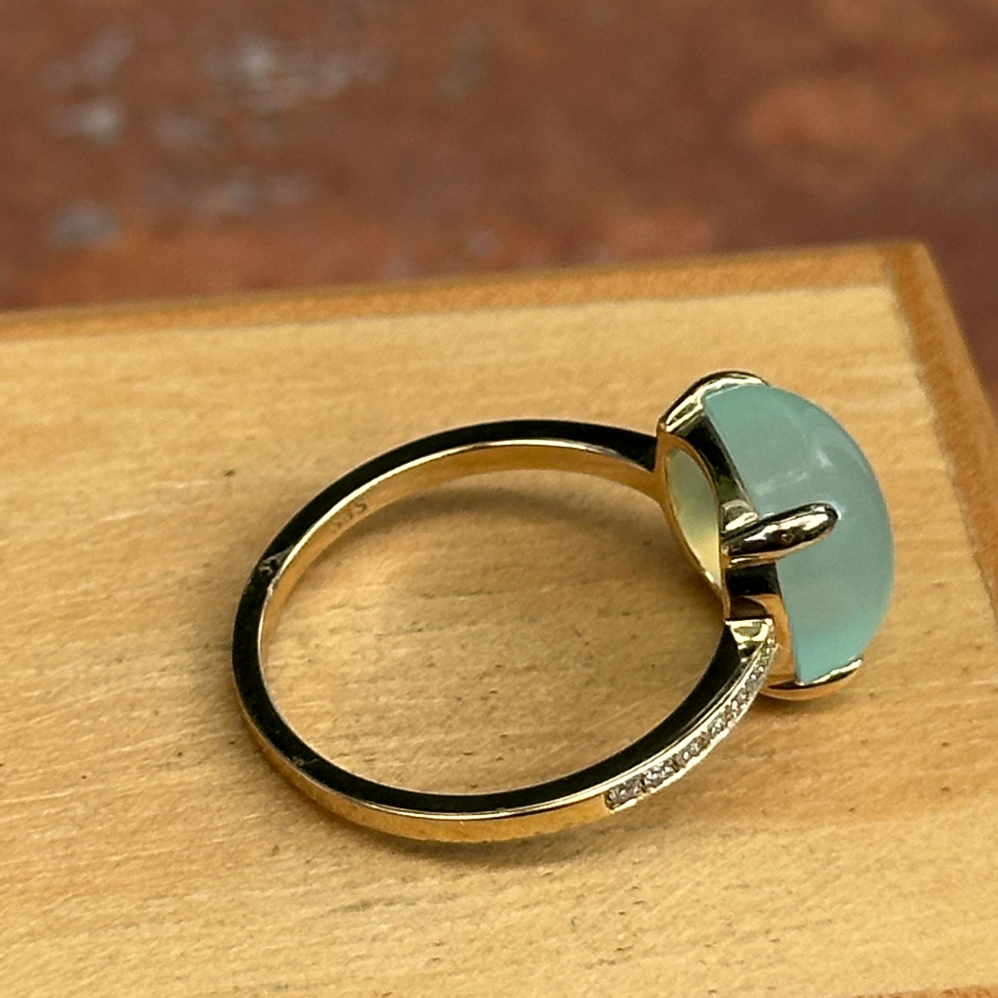 Estate 14KT Yellow Gold Cabochon Green Chalcedony + Diamond Ring
