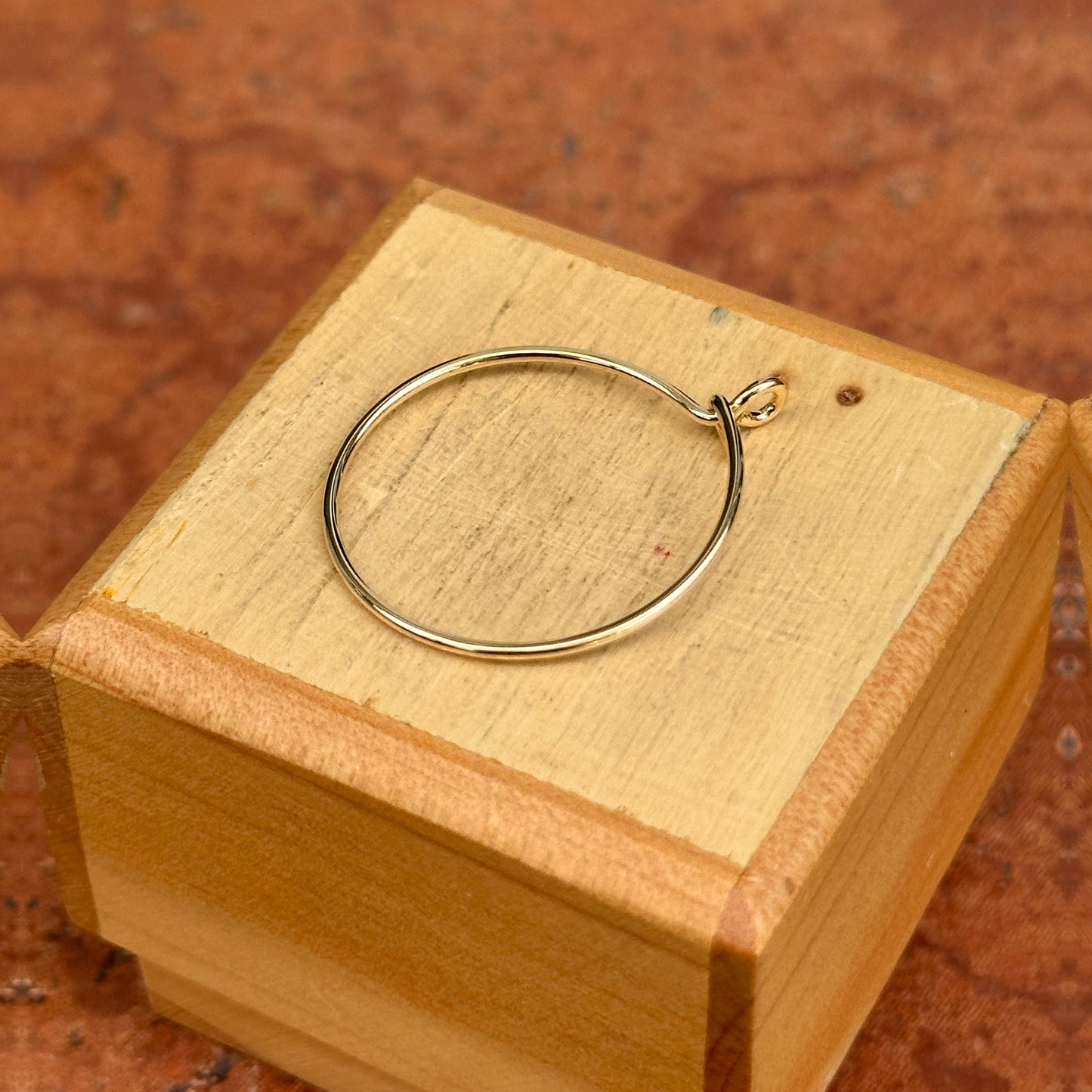 14KT Yellow Gold Circle Wire Pendant Charm Holder