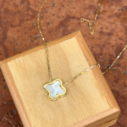 14KT Yellow Gold 12mm Mother of Pearl Clover Station Chain Necklace