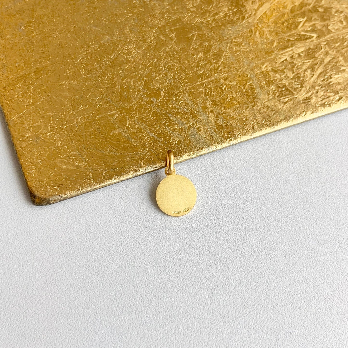 18KT Yellow Gold Matte Baptism Medal Pendant Charm 10mm