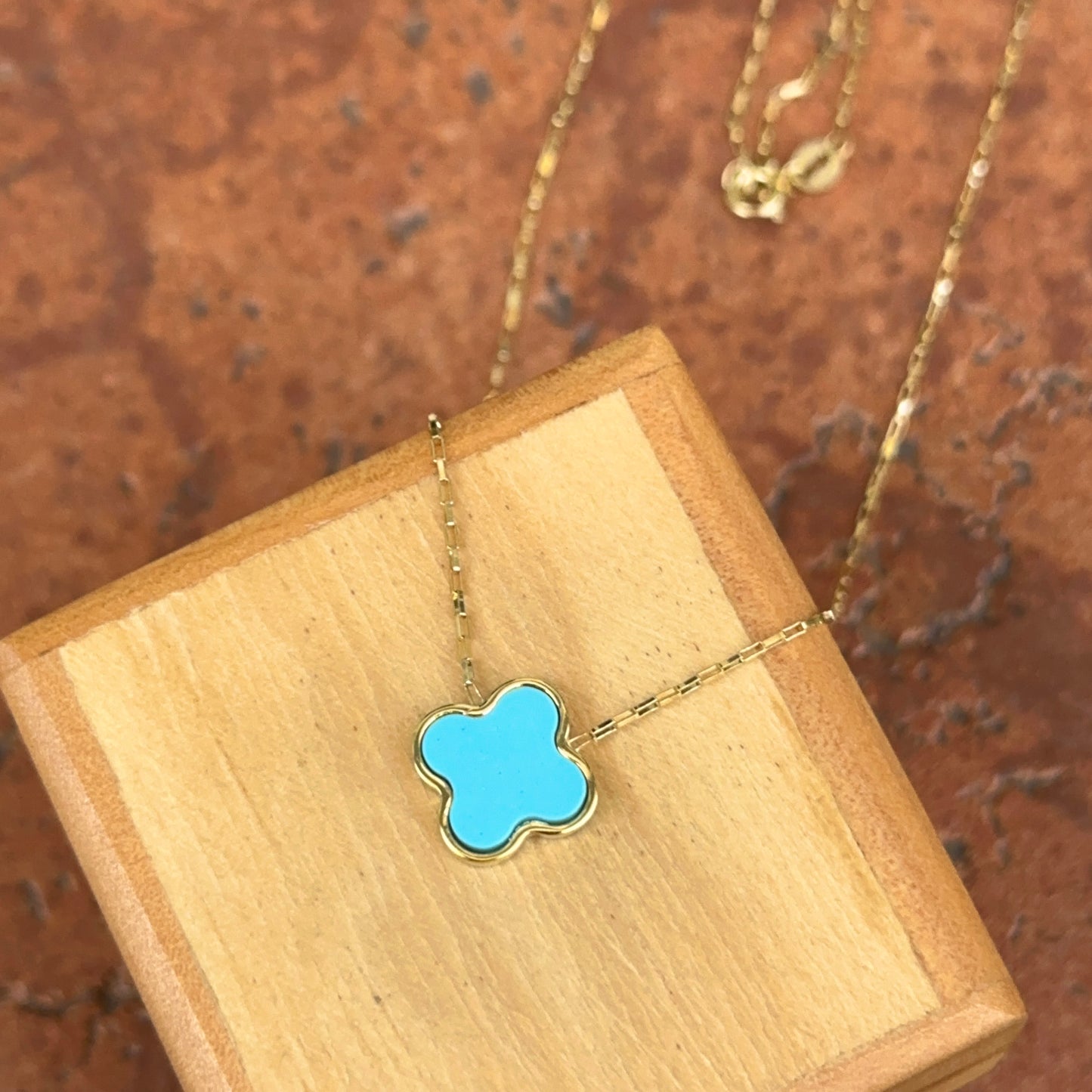 14KT Yellow Gold 12mm Turquoise Clover Station Chain Necklace