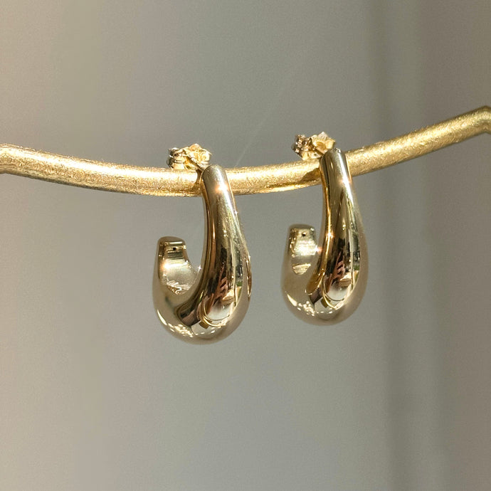 14KT Yellow Gold Tapered J-Shape Hoop Earrings