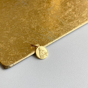 18KT Yellow Gold Matte Carmine Scapolare Medal Pendant Charm 10mm