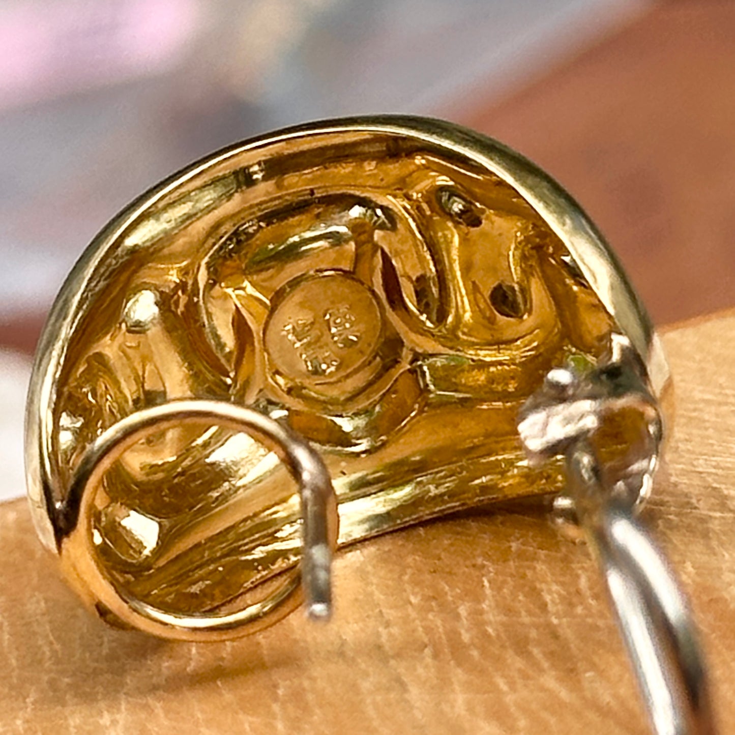 Estate Byzantine 18KT Yellow Gold Raised Chain Link J Hoop Earrings