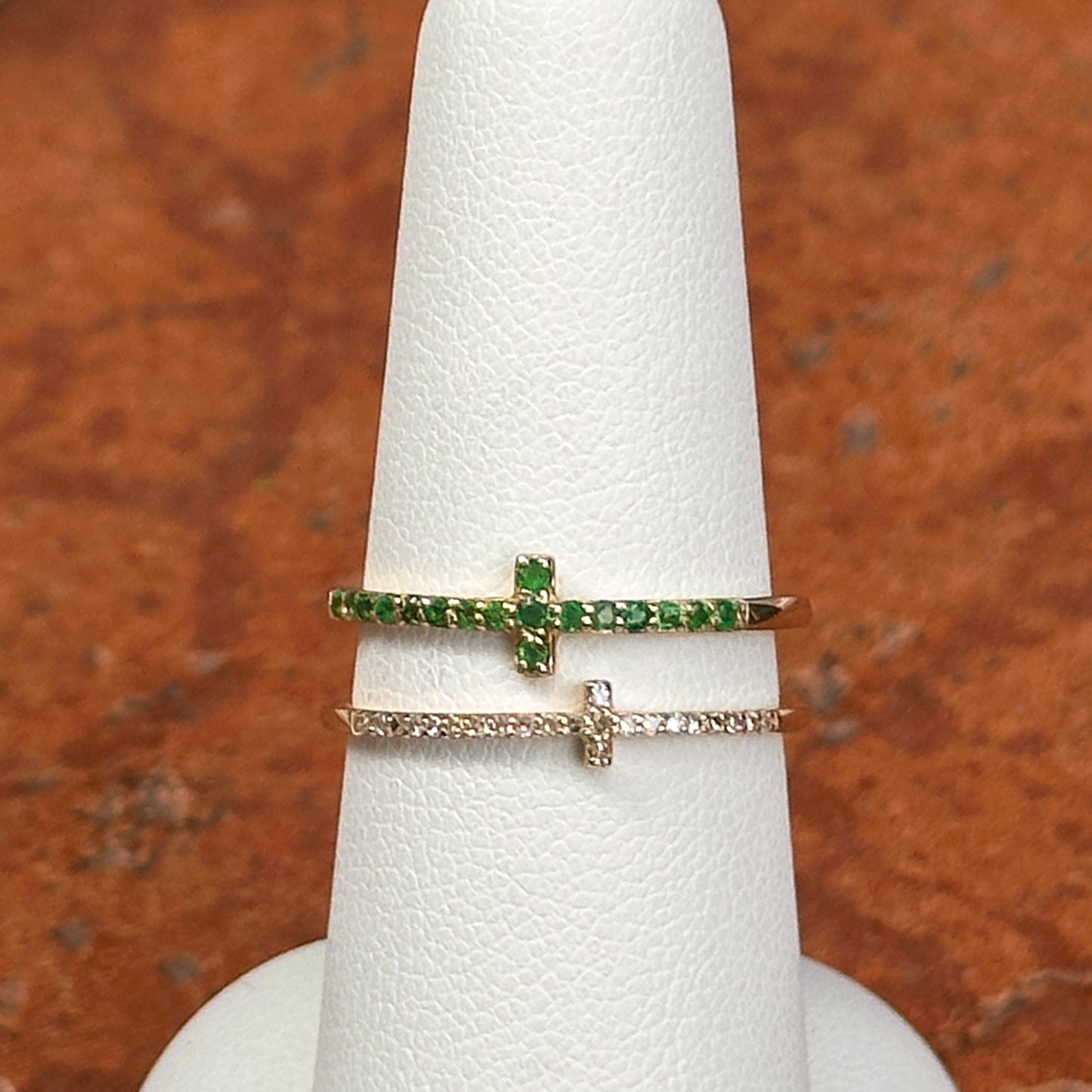 Estate 14KT Yellow Gold Emerald + Diamond Double Cross Ring