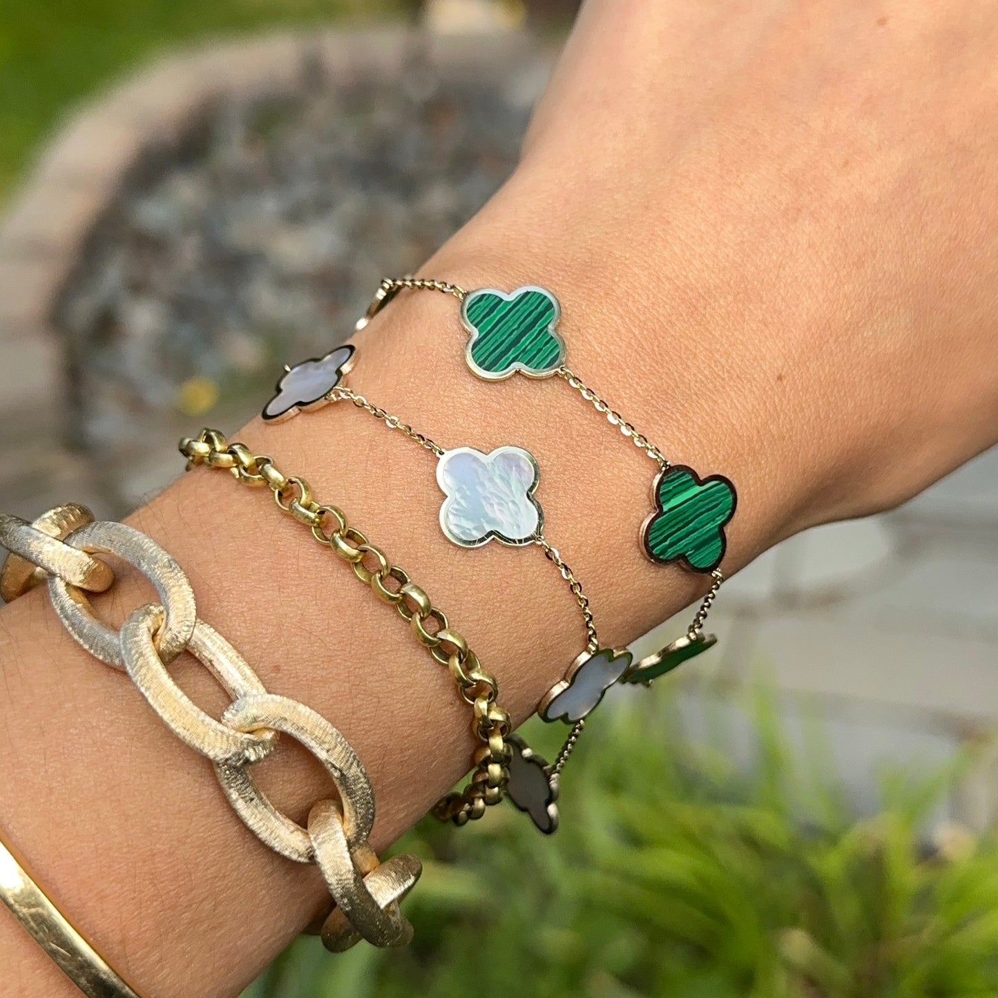 14KT Yellow Gold 14mm Green Malachite Clover Station Chain Bracelet