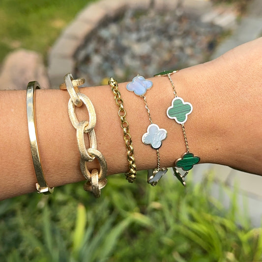 14KT Yellow Gold 14mm Green Malachite Clover Station Chain Bracelet