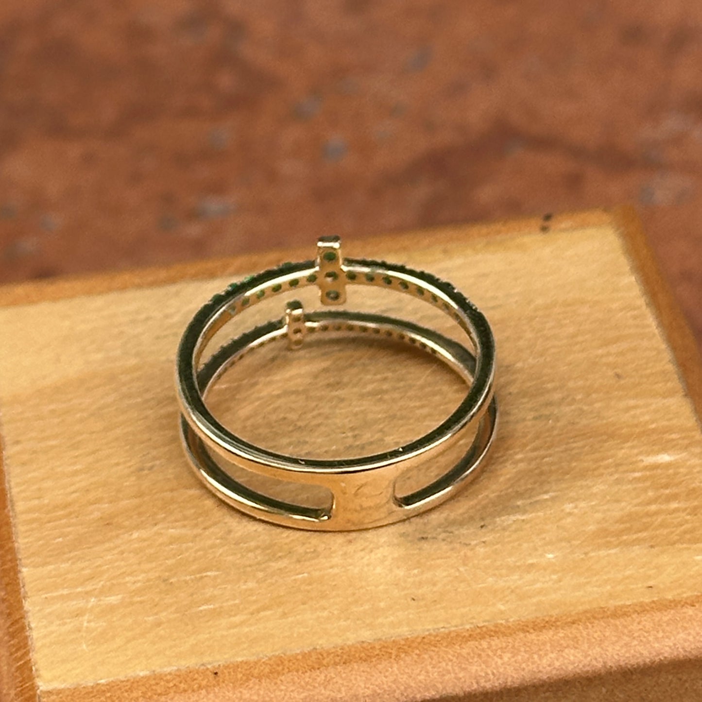 Estate 14KT Yellow Gold Emerald + Diamond Double Cross Ring