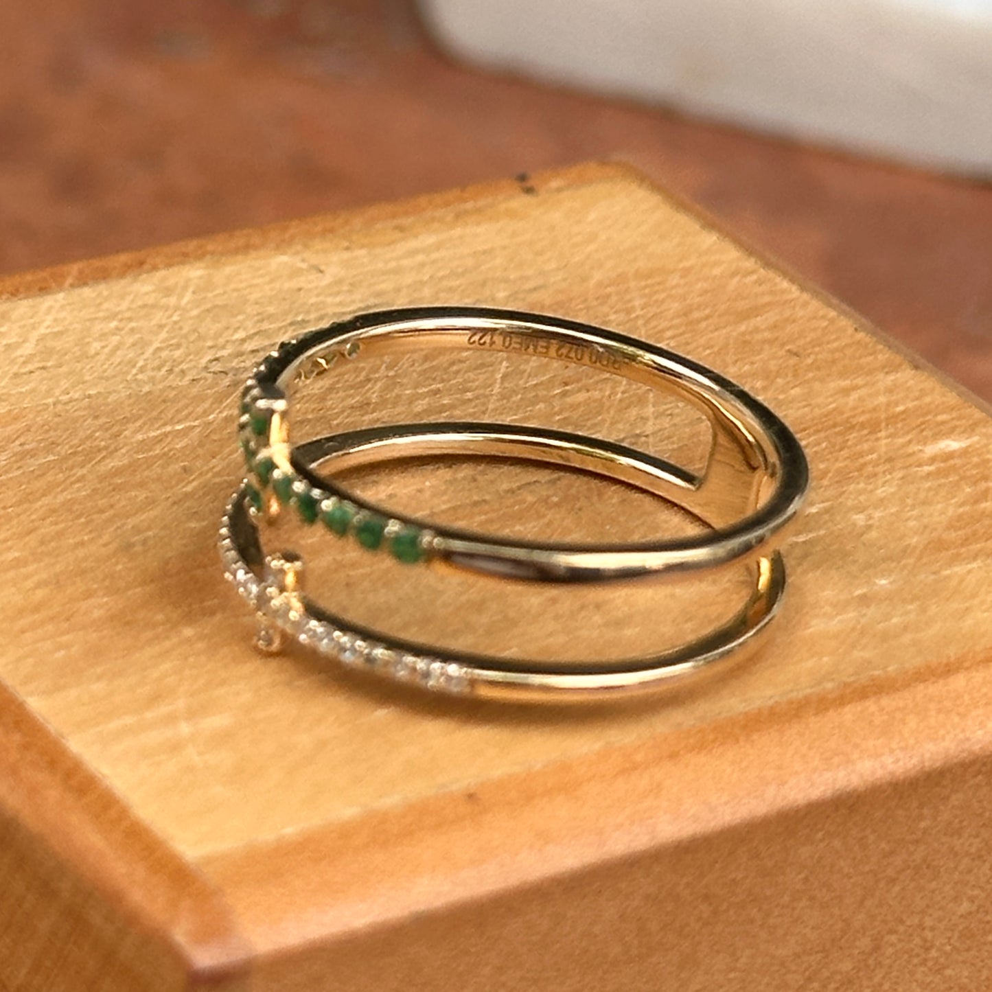 Estate 14KT Yellow Gold Emerald + Diamond Double Cross Ring