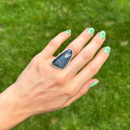 18KT Yellow Gold Irregular Shape White Topaz Hematite + Diamond Halo Ring