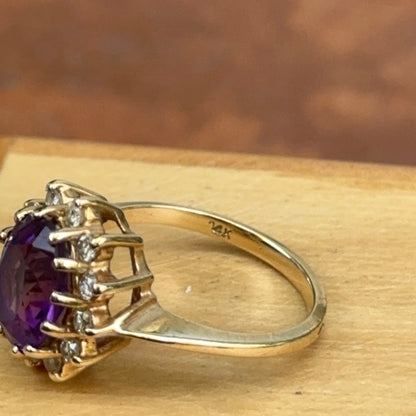 Estate 14KT Yellow Gold Oval 2.4 CT Amethyst Halo Diamond Ring