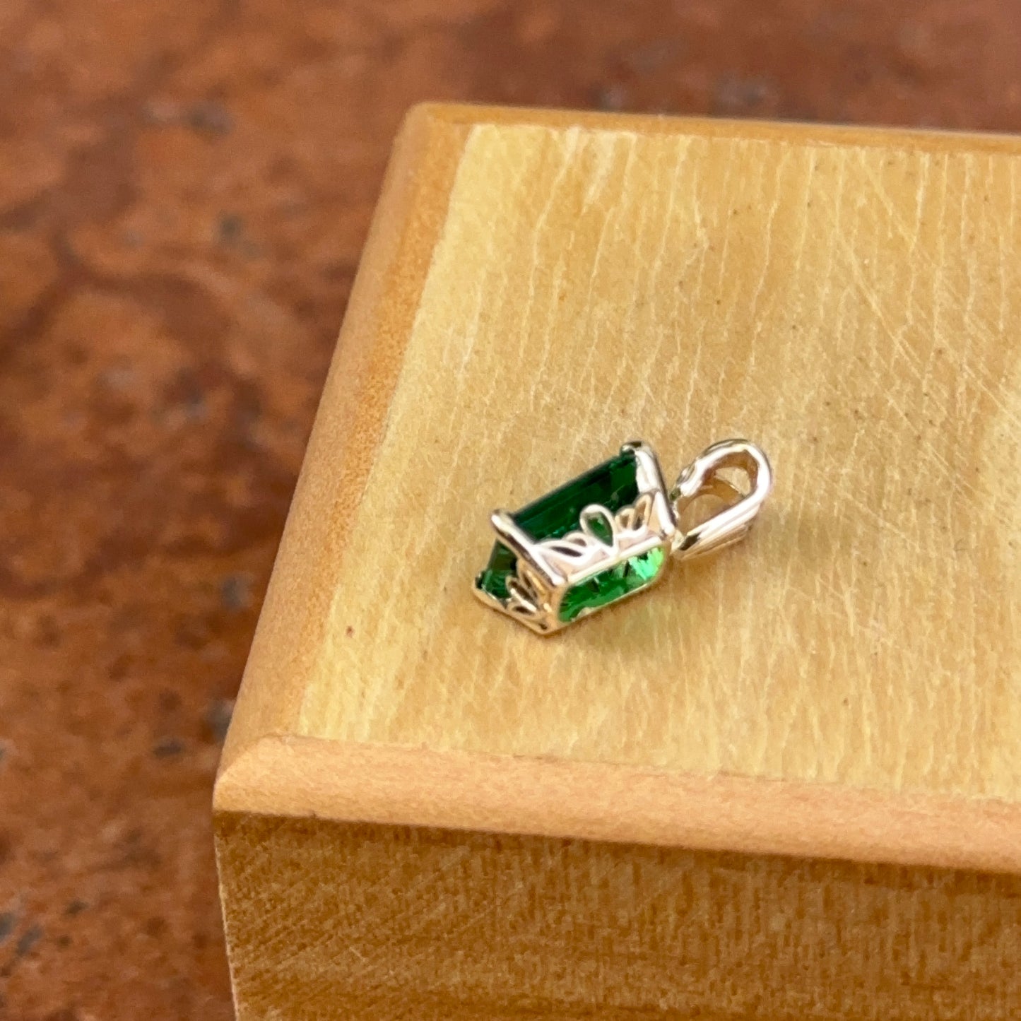 Estate 14KT Yellow Gold Emerald-Cut Lab Emerald Pendant