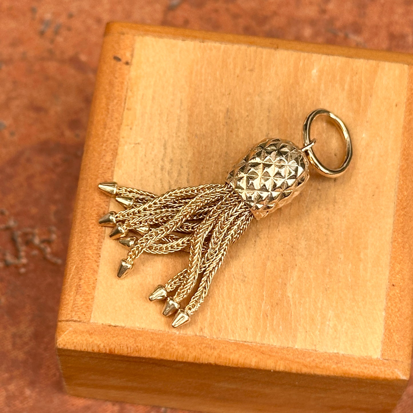 Estate 14KT Yellow Gold Chain Tassel Pendant