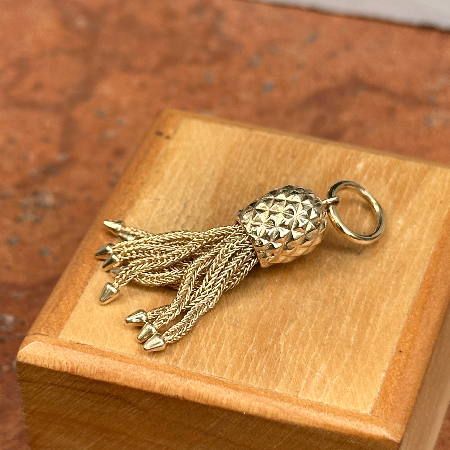 Estate 14KT Yellow Gold Chain Tassel Pendant