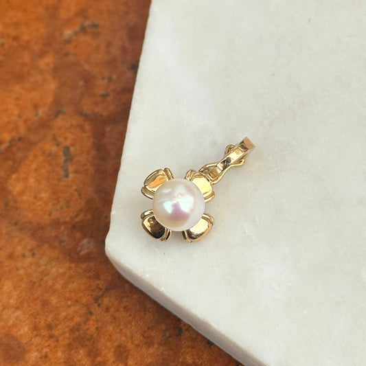 Estate 10KT Yellow Gold White Pearl Clover Pendant