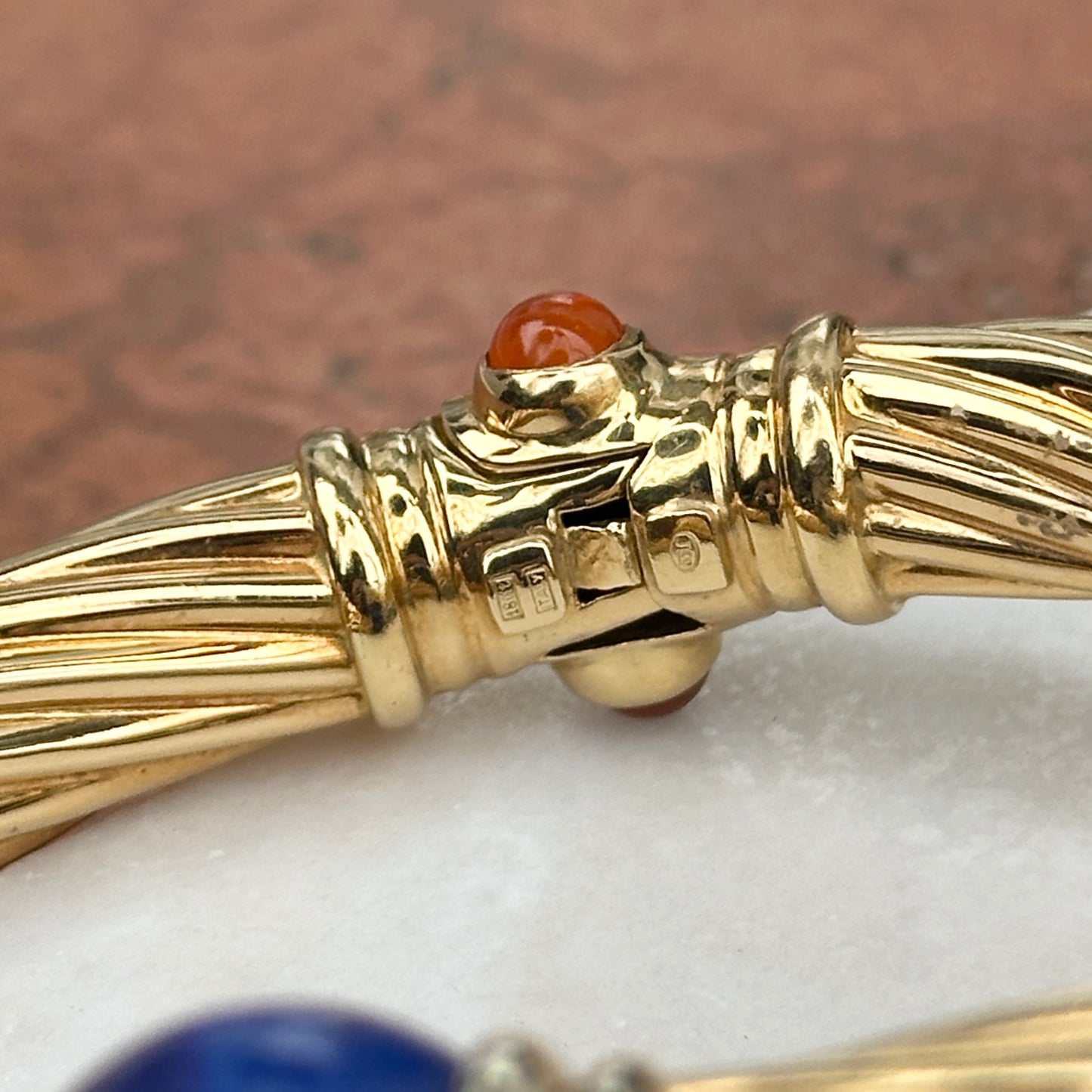 Estate 18KT Yellow Gold Cable Twist Bypass Lapis Cuff Bracelet