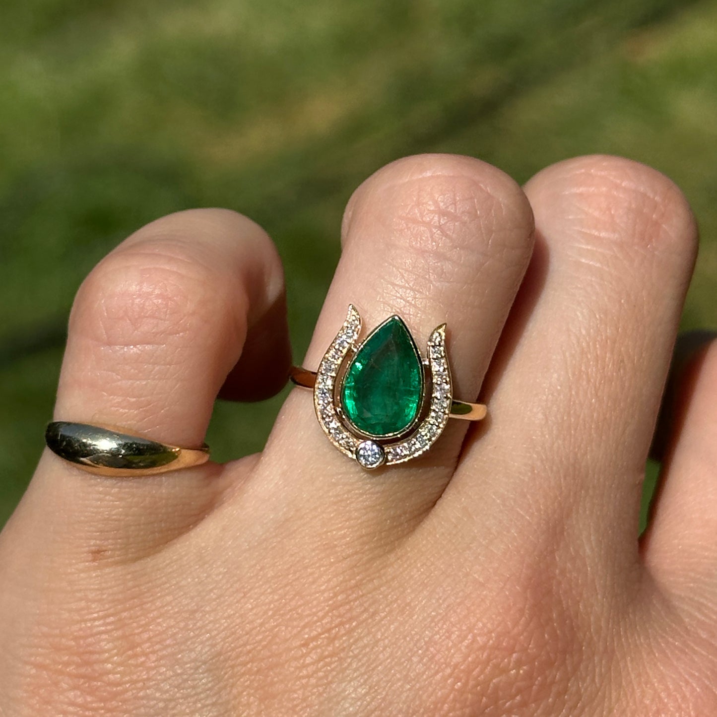 Estate 18KT Yellow Gold Pear 1.95 CT Emerald + Diamond Horseshoe Ring
