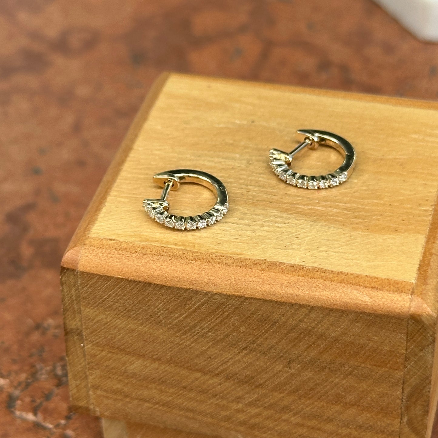 14KT Yellow Gold Diamond Round Huggie Hoop Earrings Small