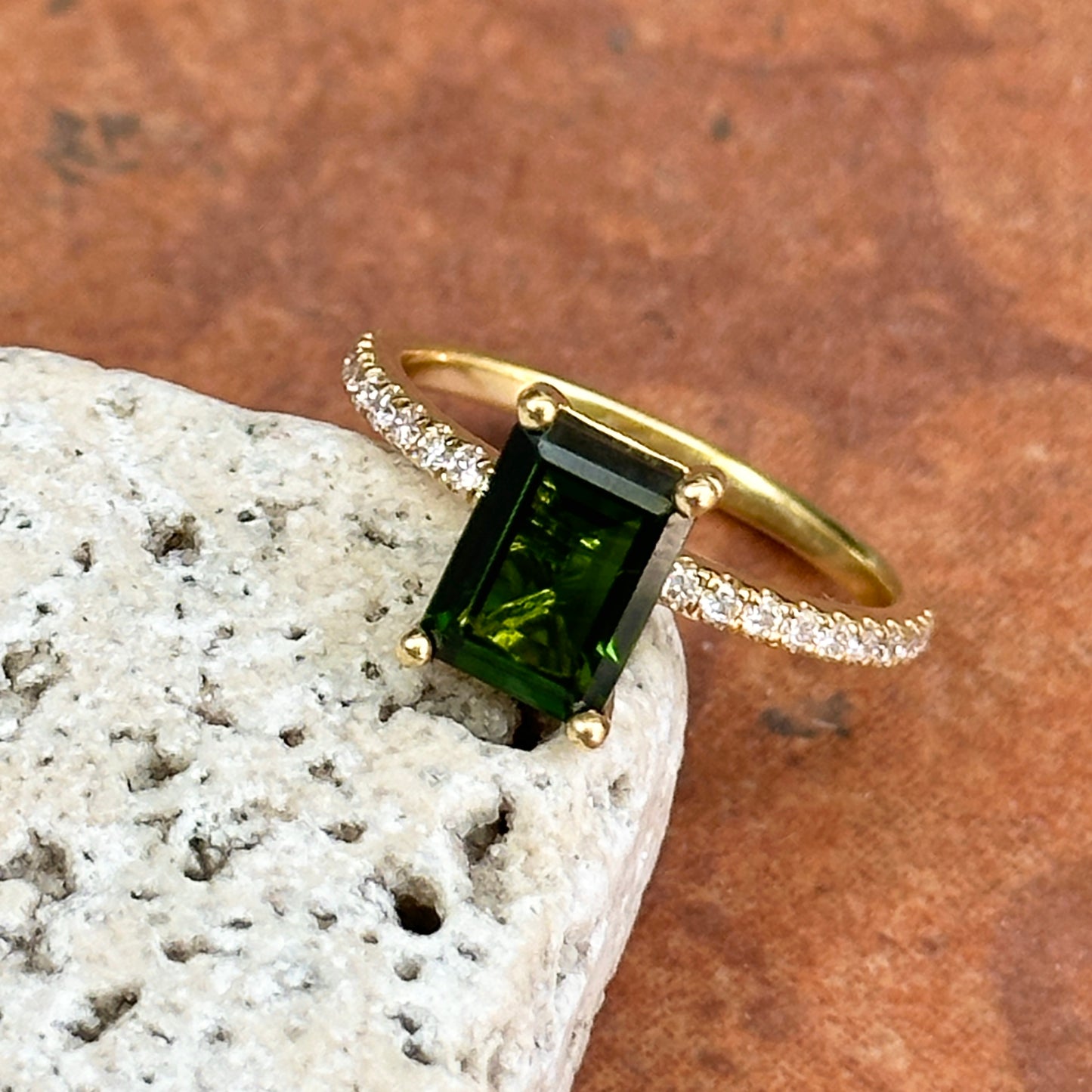 Estate 14KT Yellow Gold Emerad-Cut Tsavorite + Diamond Ring