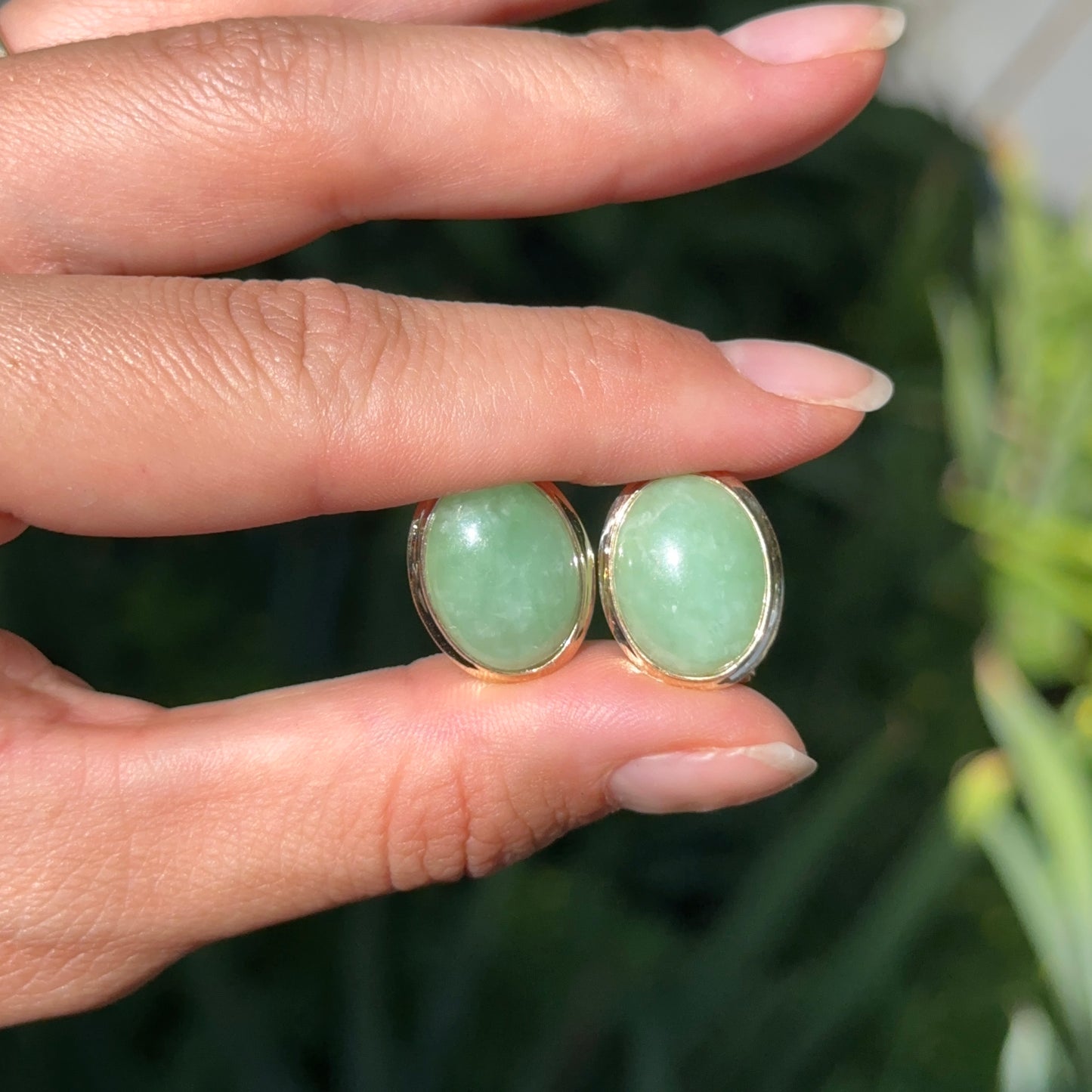 Estate 14KT Yellow Gold Oval Celadon Jadeite Omega Back Earrings