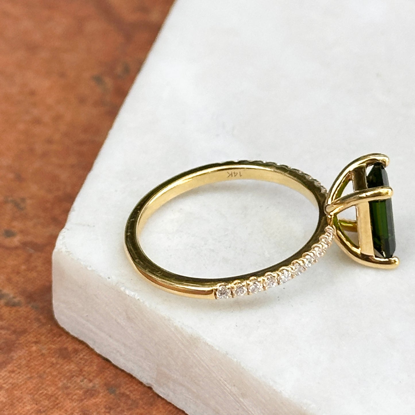 Estate 14KT Yellow Gold Emerad-Cut Tsavorite + Diamond Ring