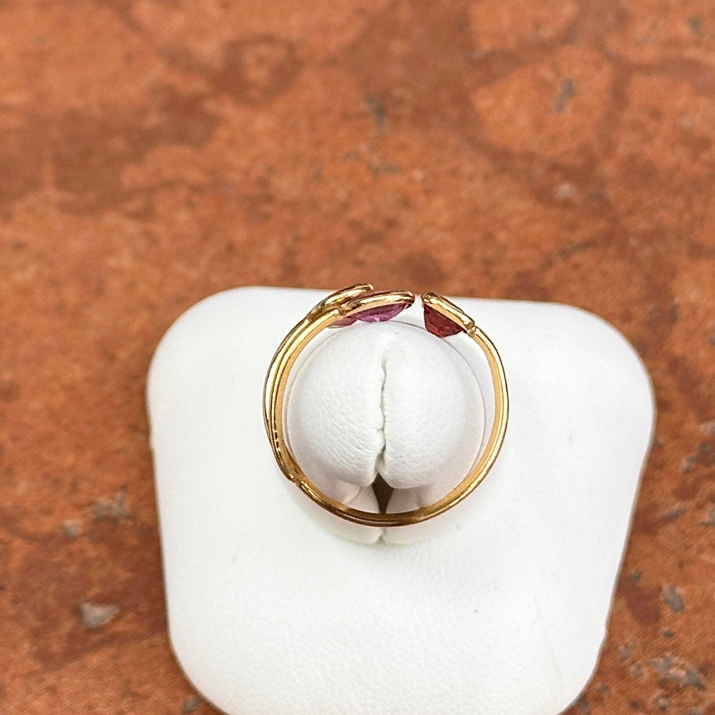 Estate 18KT Yellow Gold Bezel Pink and Orange Sapphire Ring