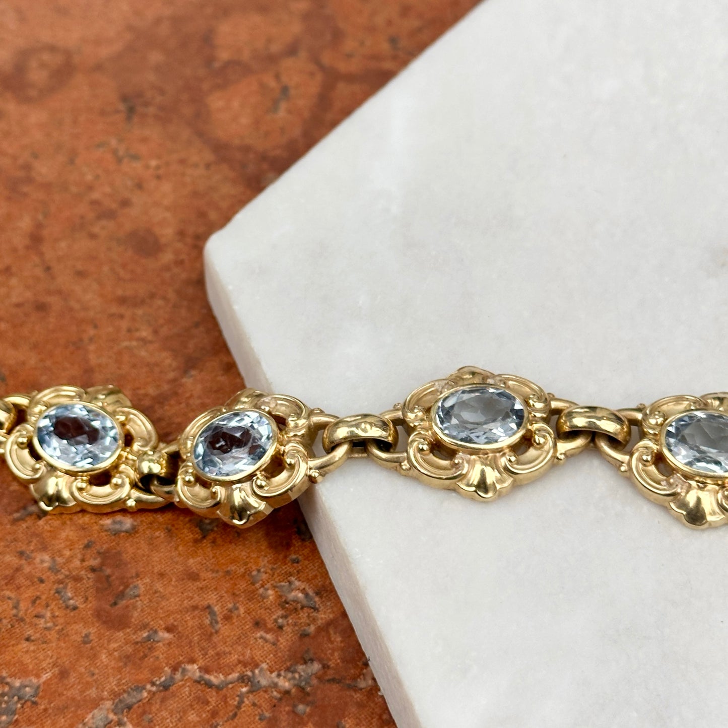 Estate 14KT Yellow Gold Oval Blue Gemstone Filigree Bracelet