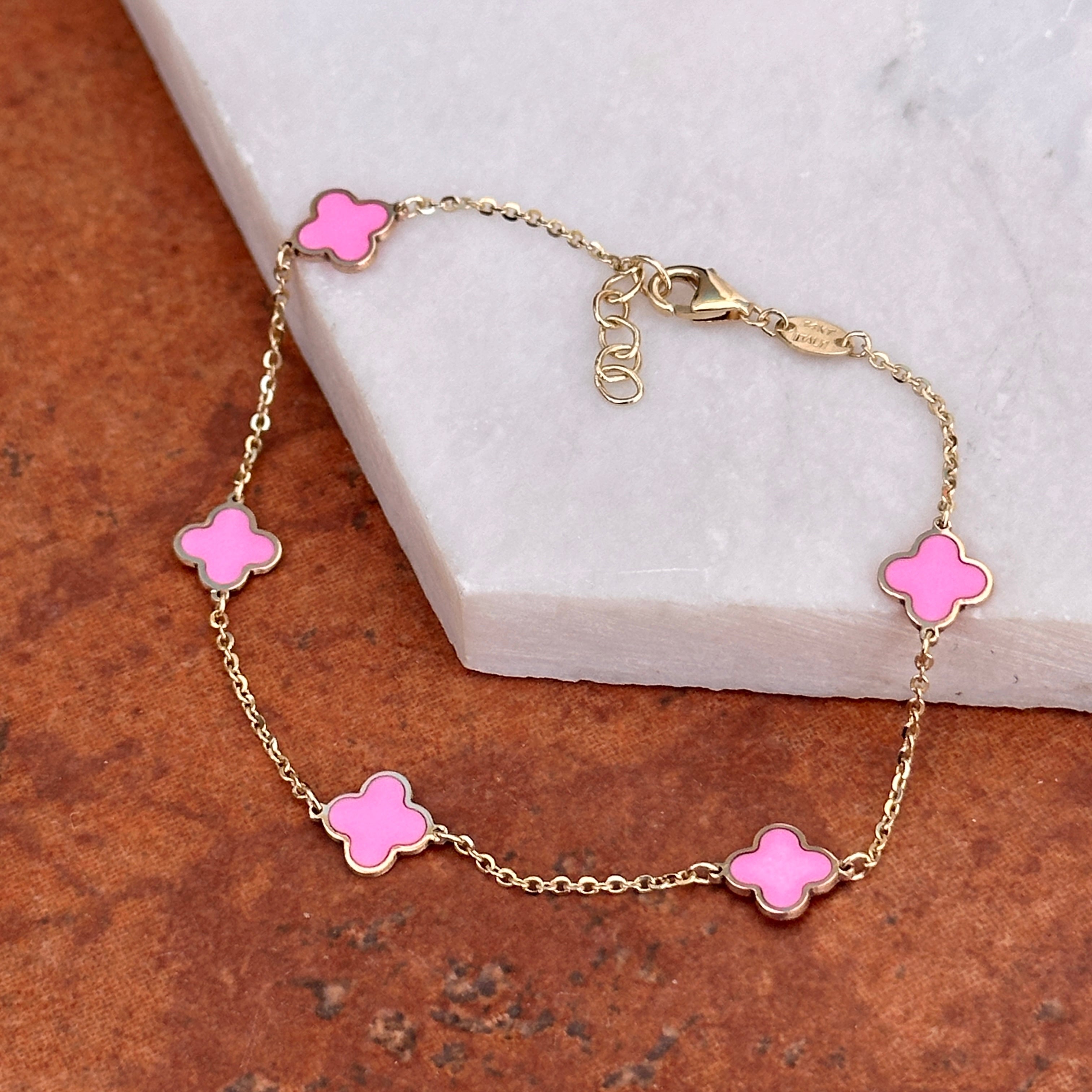 14KT Yellow Gold Pink Enamel 7mm Clover Station Bracelet