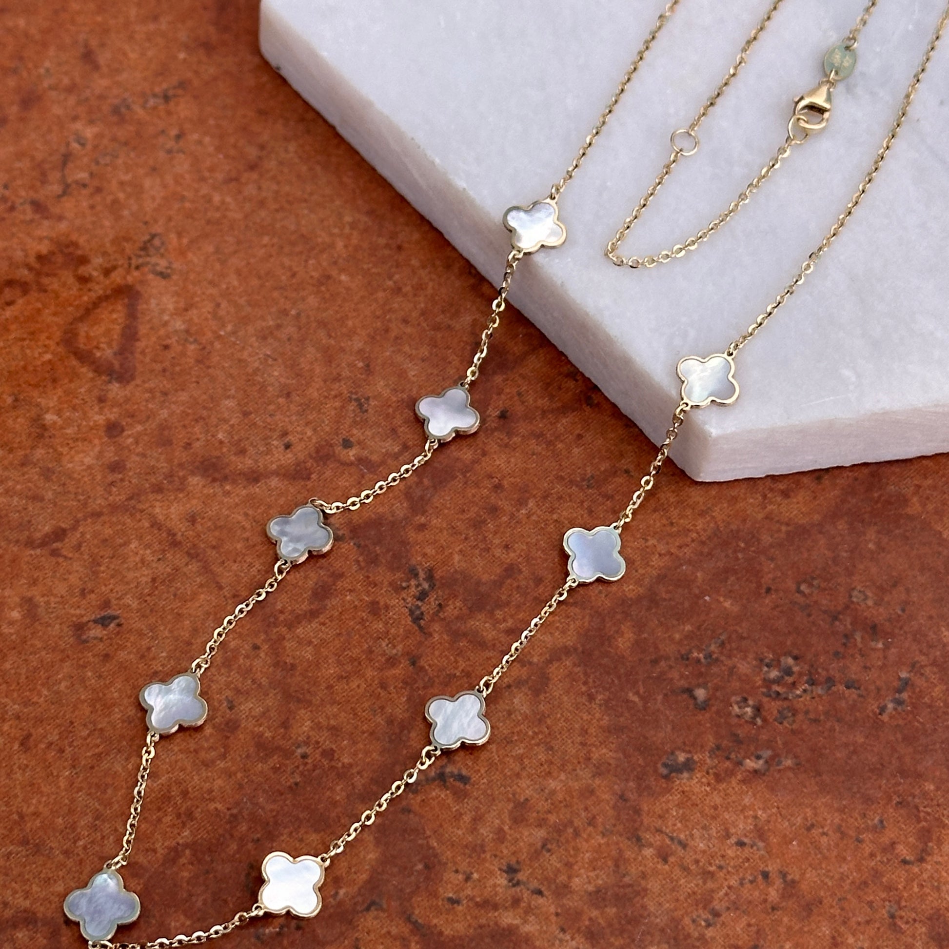 14KT Yellow Gold 7mm Mother of Pearl Clover Station Chain Necklace