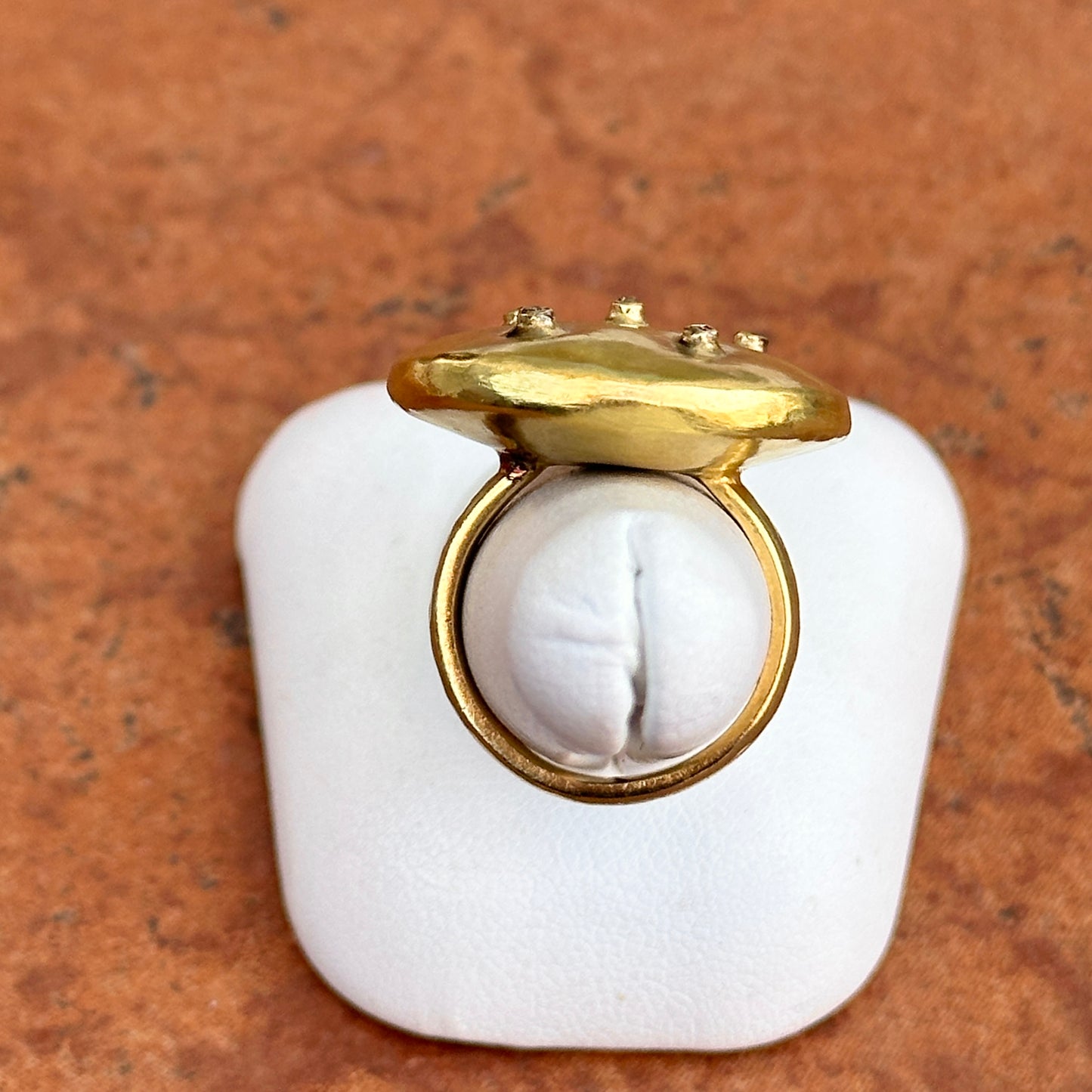 Estate 14KT Yellow Gold Handmade Hammered Round Band Ring 7 - LSJ