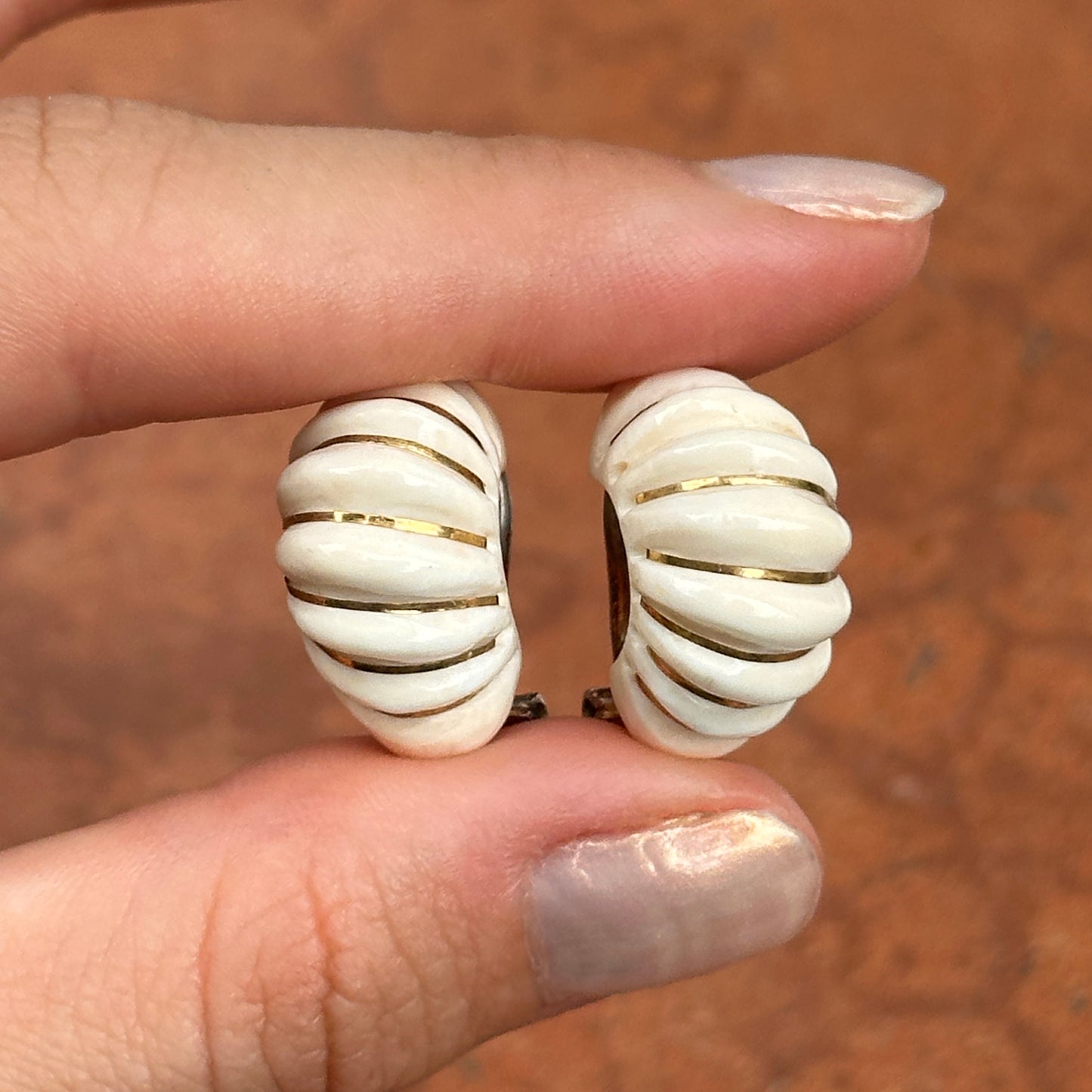 Estate Sterling Silver Yellow Oval Inly Cream Enamel Non-Pierced Earrings