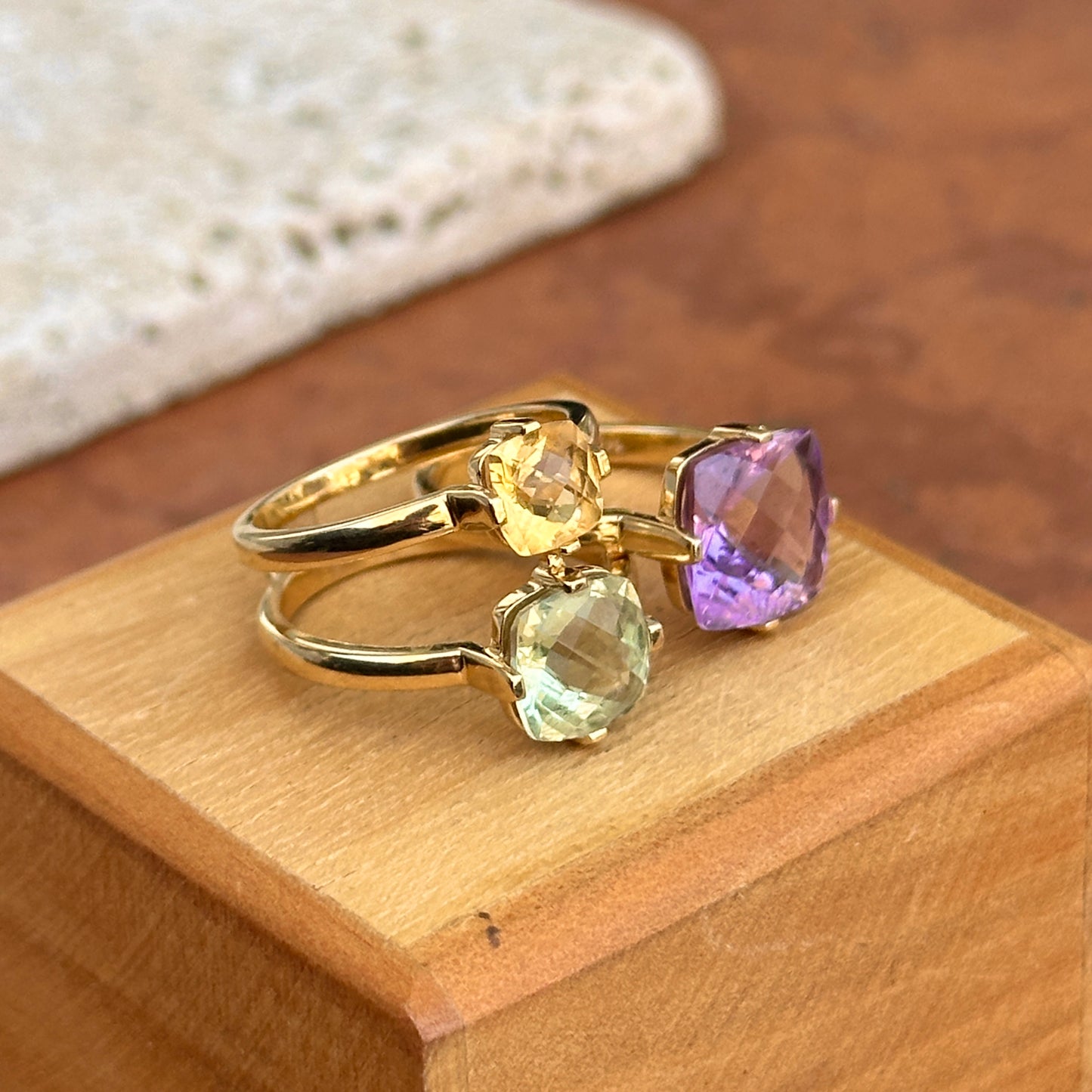 Estate 14KT Yellow Gold Faceted Purple & Green Amethyst + Citrine Interlocking Ring