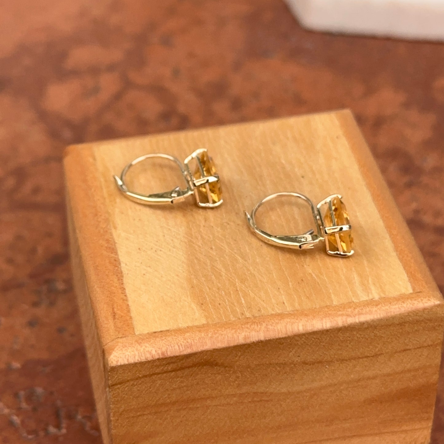 14KT Yellow Gold Genuine Citrine Lever Back Earrings