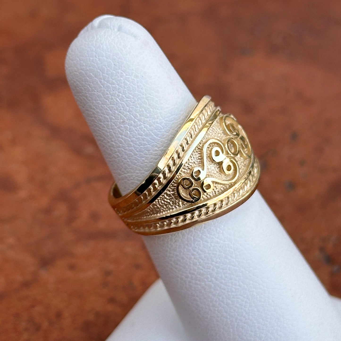 14KT Yellow Gold Matte Byzantine Scroll Design Ring