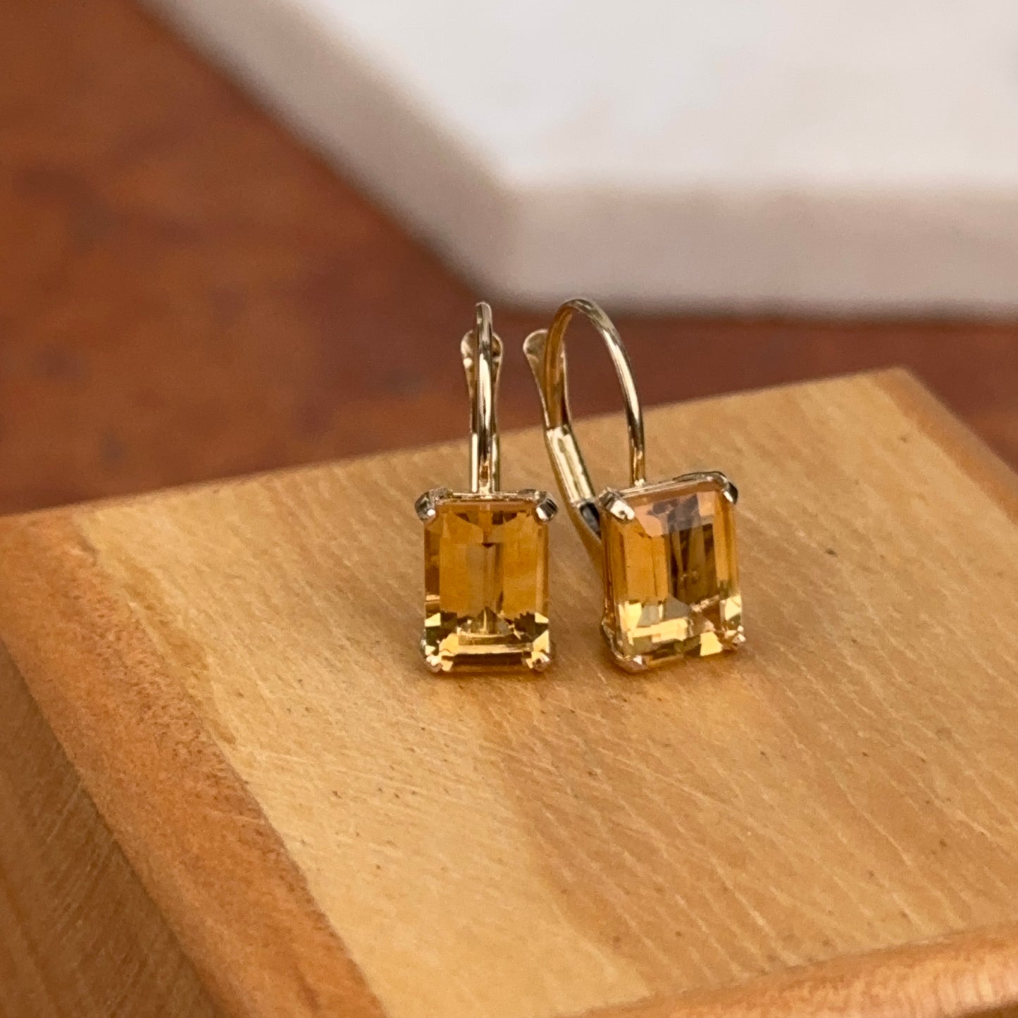 14KT Yellow Gold Genuine Citrine Lever Back Earrings