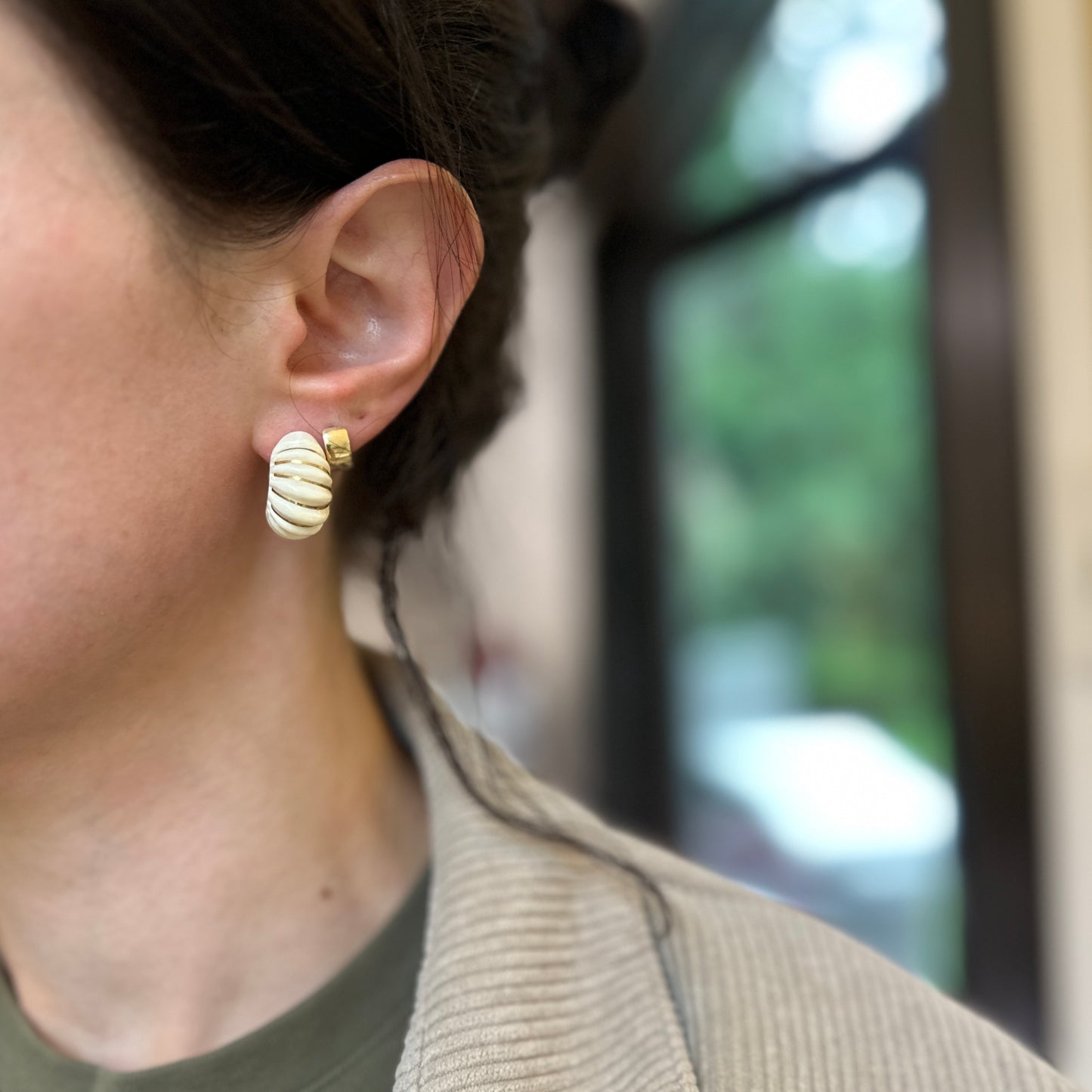 Estate Sterling Silver Yellow Oval Inly Cream Enamel Non-Pierced Earrings