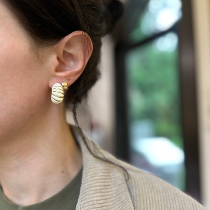 Estate Sterling Silver Yellow Oval Inly Cream Enamel Non-Pierced Earrings