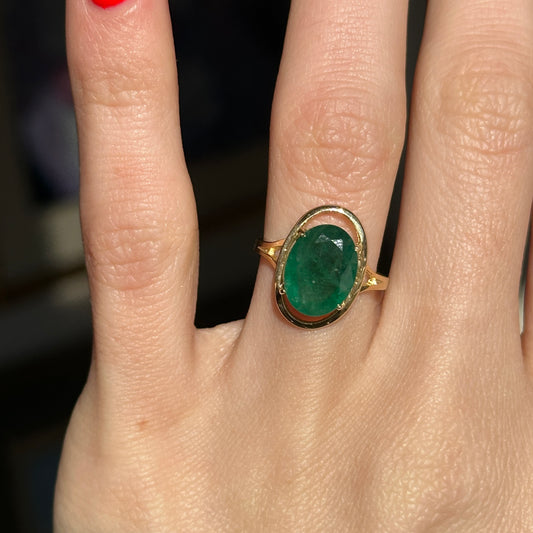 Estate 14KT Yellow Gold Dark Green Oval Faceted Emerald Ring